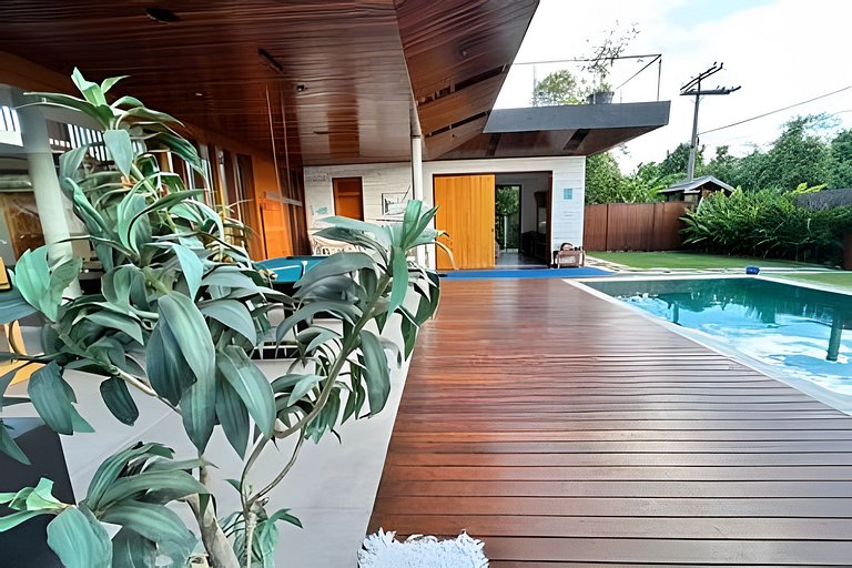 Casa Fiji Exclusive – 2 Suítes Master + 1 Tripla