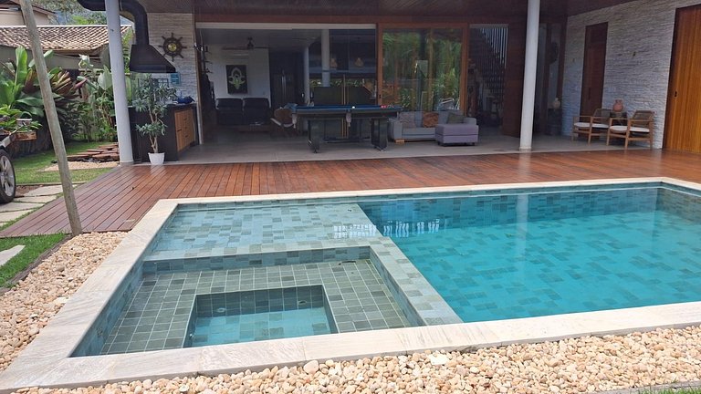 CASA FIJI Exclusive - 4 Suites - Itamambuca