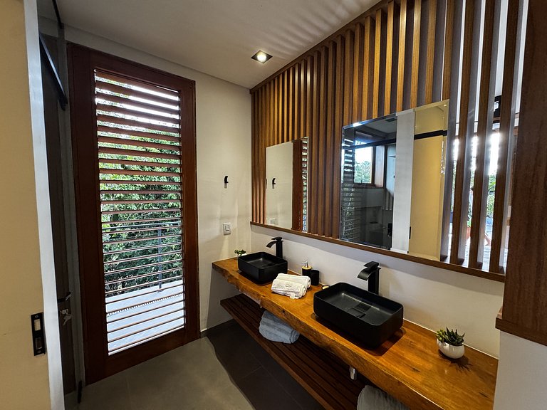 CASA FIJI Exclusive - 5 Suítes - Itamambuca