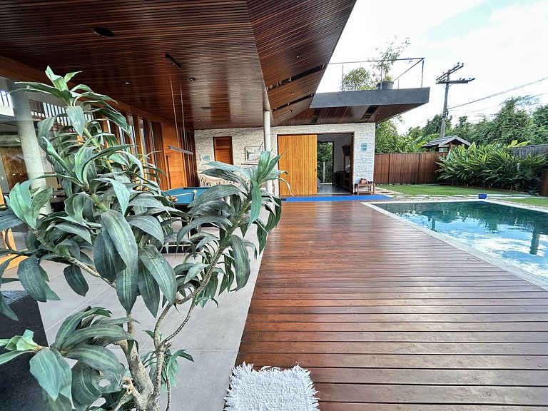 Casa Fiji Exclusive – 2 Suítes Master + 1 Tripla