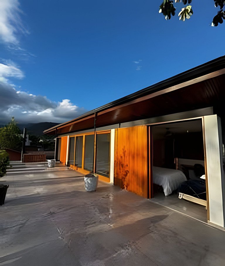 CASA FIJI Exclusive - 5 Suítes - Itamambuca