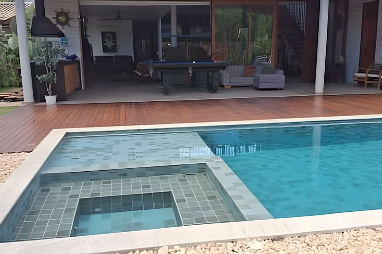 CASA FIJI Exclusive - 4 Suites - Itamambuca